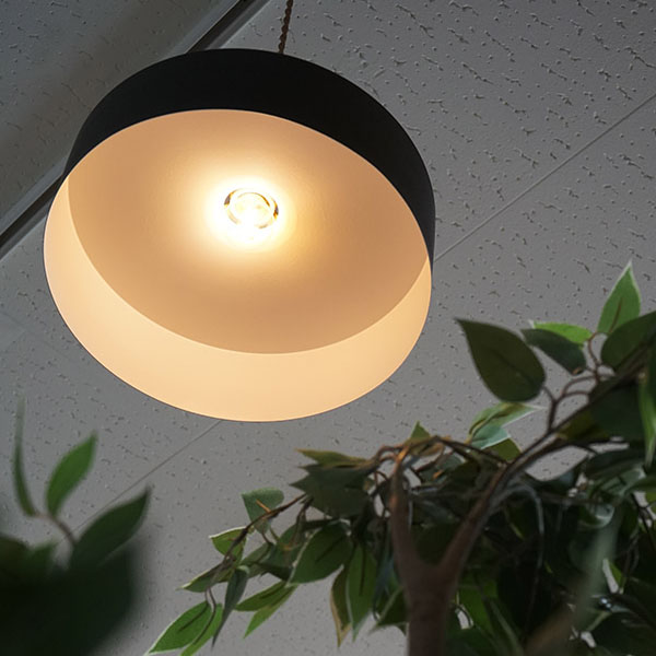 ミニボール型LED電球E26 30w相当 色温度2400K 調光対応可 密閉器具対応
