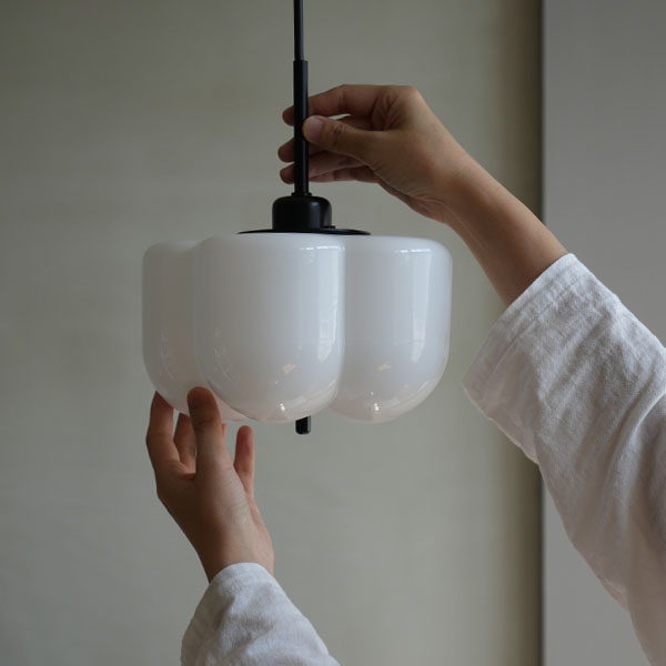 Flora pendant light 150 BK