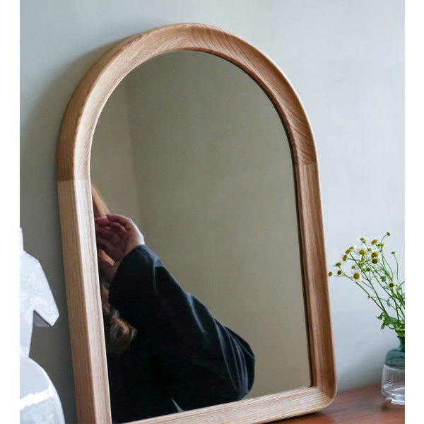 MOI wall mirror arch