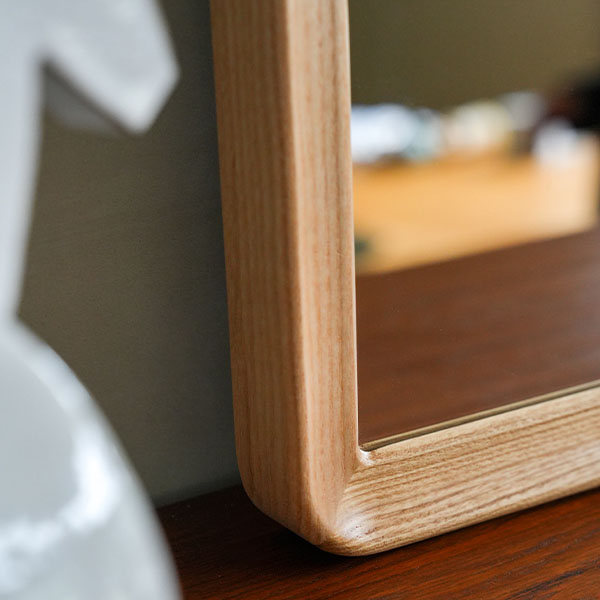MOI wall mirror arch