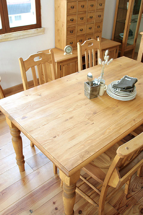 玄関前渡 M ダイニングテーブル Lohasパイン家具 ターンドレッグテーブル1500 パイン色 テーブル単品 インテリアショップ Mobile Grande モビリグランデ パイン家具 オーク家具 ホワイト家具 シャンデリア専門店