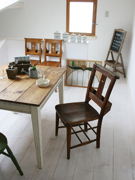 カフェスタイル ダイニングテーブル カフェテーブル 10 800 インテリアショップ Mobile Grande モビリグランデ パイン家具 オーク家具 ホワイト家具 シャンデリア専門店